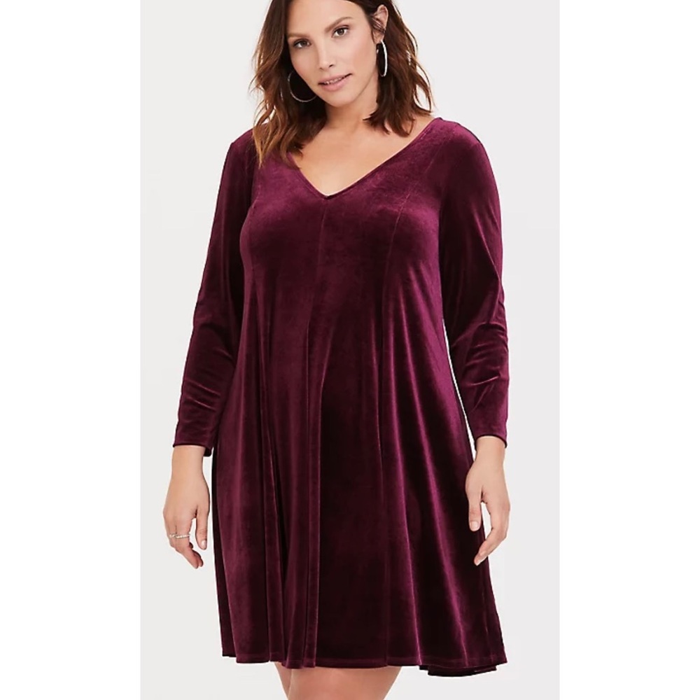 TORRID MINI VELVET BURGUNDY FLUTED DRESS